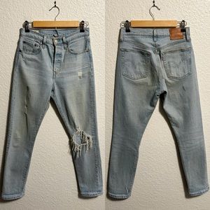 Levi’s Premium 501 High Rise Button Fly Distressed Jeans Light Wash Women’s 25